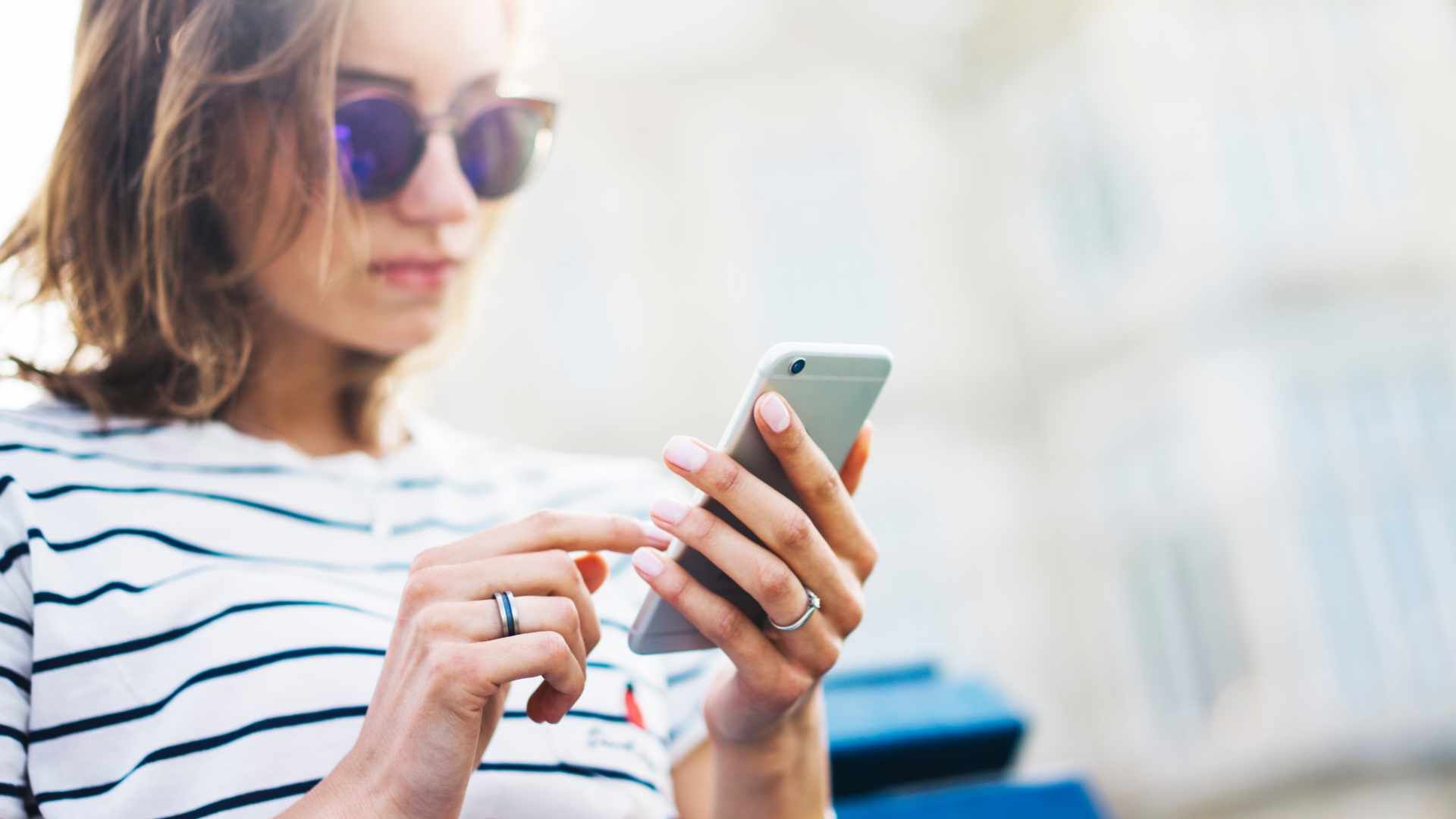 Über SMS bleiben Kunden und Unternehmen in Verbindung – mit Sicherheit