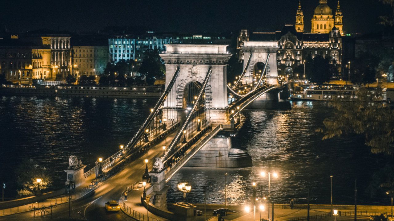 Hungary Accelerates E-invoicing (XML Version 3.0)