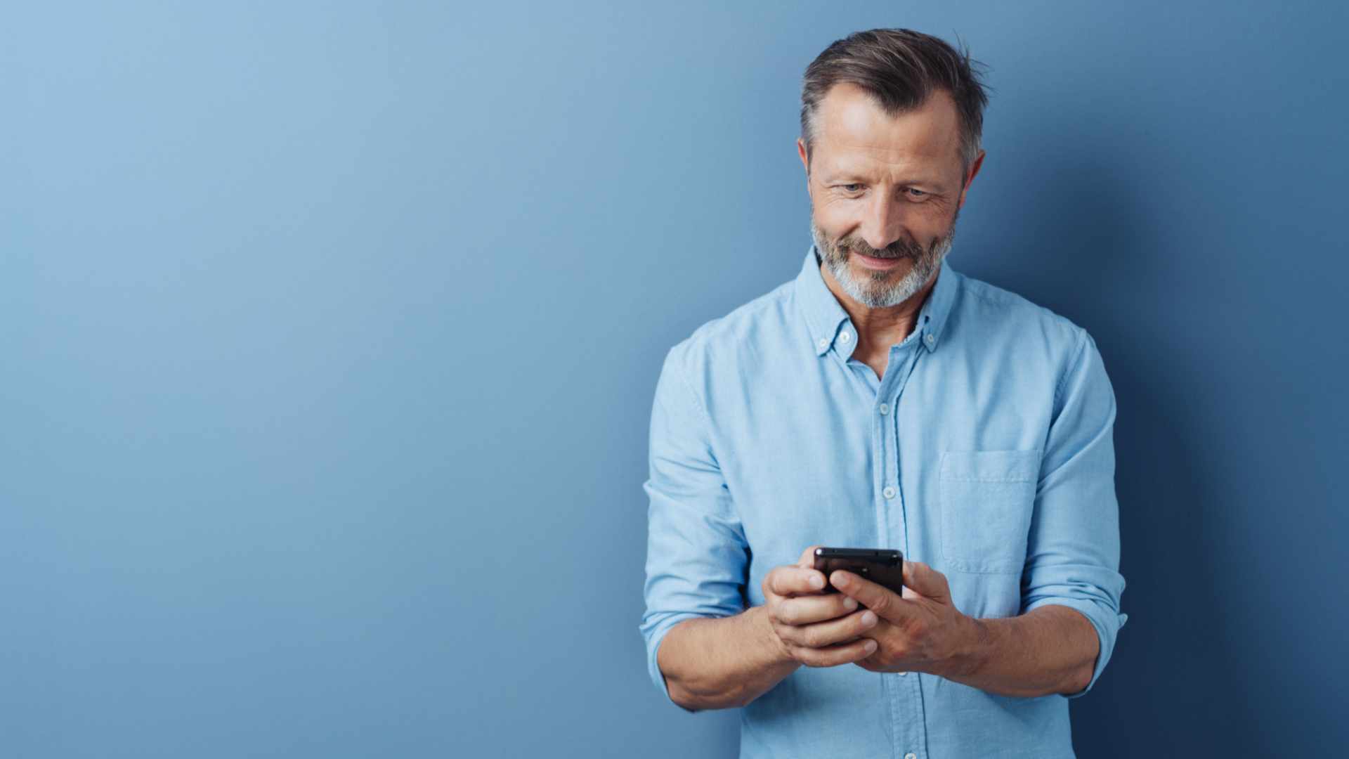Forget workarounds — SMS messaging native for your Salesforce workflows