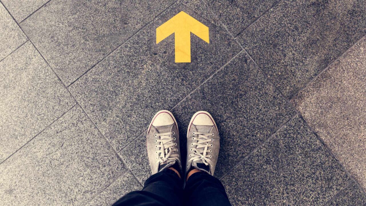 Navigating the S/4HANA Migration – Part 1: Key Findings from Recent Industry Research Direction arrow on the floor