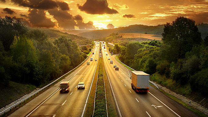 Delivery tracking via SMS: How SMS services facilitate last mile delivery