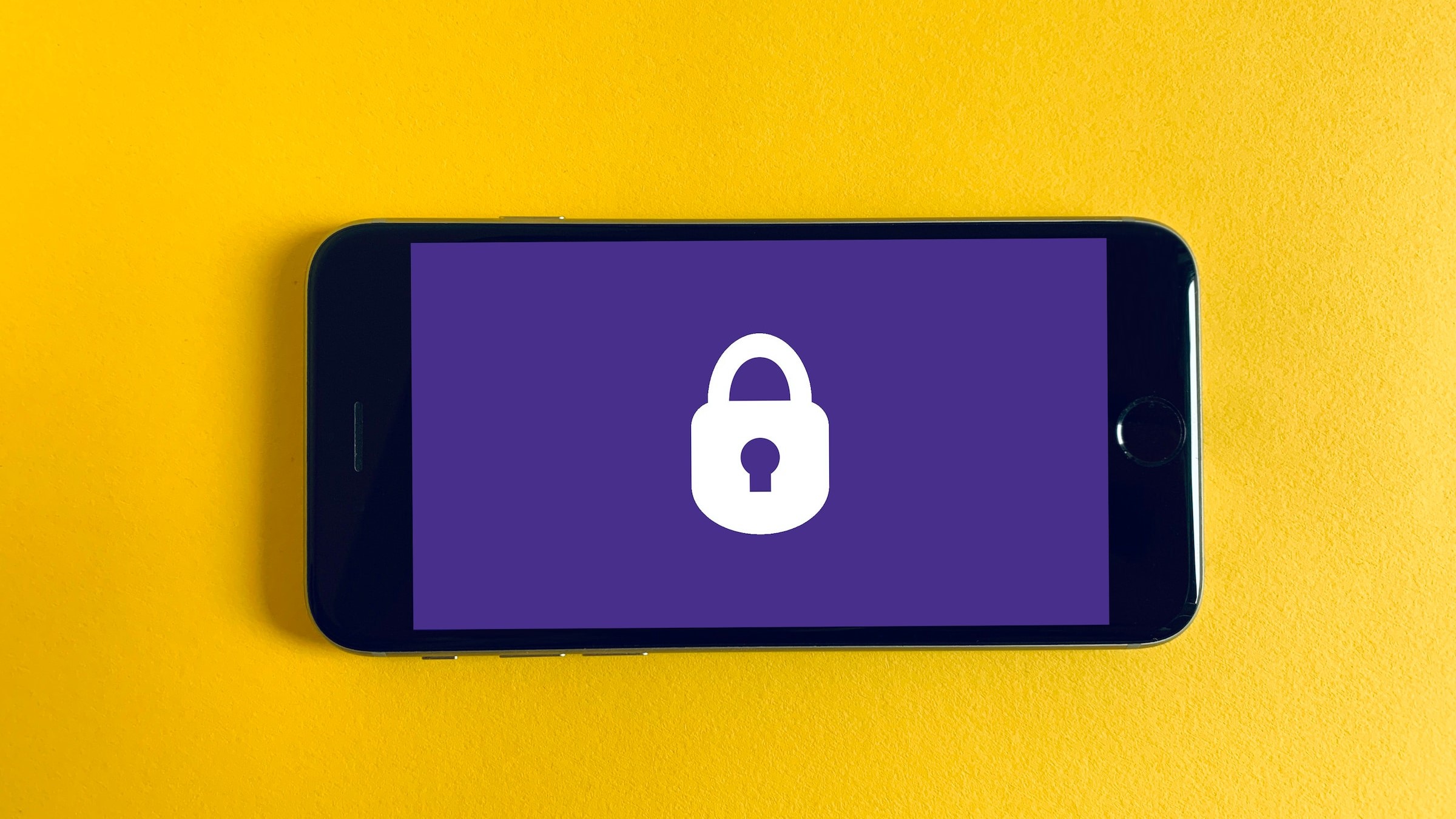 Nuovi requisiti di autenticazione delle e-mail da Gmail e Yahoo: cosa è bene sapere quando si inviano grandi volumi di messaggi e-mail