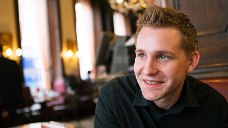 Max Schrems at a Vienna Coffe House. Photo: Lukas Beck (c) 2011 europe-v-facebook.org